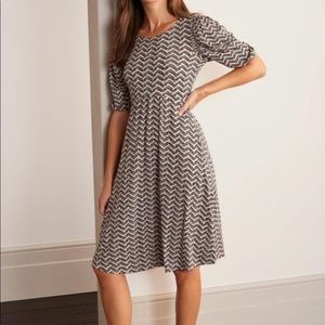 BODEN Lily Puff Sleeve Jersey Dress